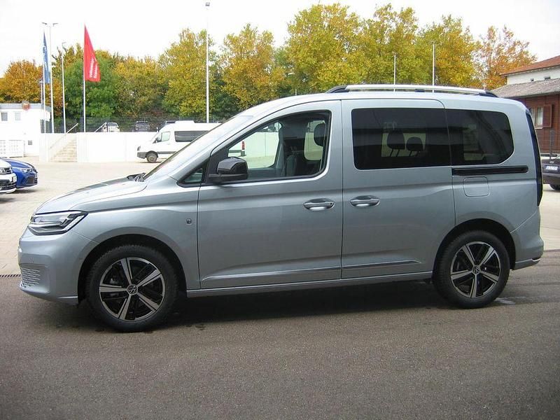 Gebraucht VW Caddy Style 116 PS (85 kW) 2025 Silber Van / Kleinbus