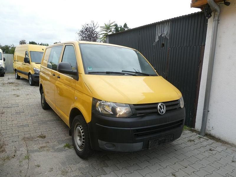 Gebraucht VW T5 84 PS (61 kW) 2014 Gelb Van
