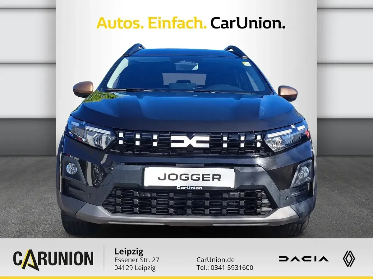 Neu Dacia Jogger Extreme 109 PS (80 kW) 2026 Schwarz Van / Kleinbus