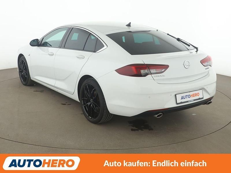 Gebraucht Opel Insignia Innovation 200 PS (147 kW) 2018 Weiß Limousine