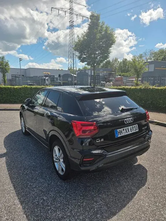 Używany Audi Q2 Advanced Plus 150 KM (110 kW) 2023 Czarny SUV
