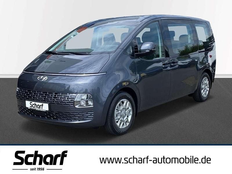 Graphite grey / met Gebraucht 2024 Hyundai Staria Trend Van | 42.290 € (Guter Preis) - Bild 1/4