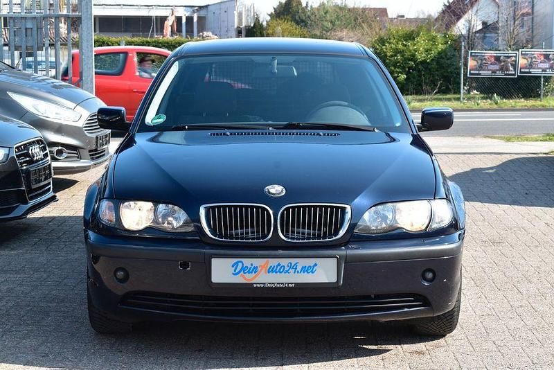 Gebraucht BMW 320 170 PS (125 kW) 2002 Blau Kombi