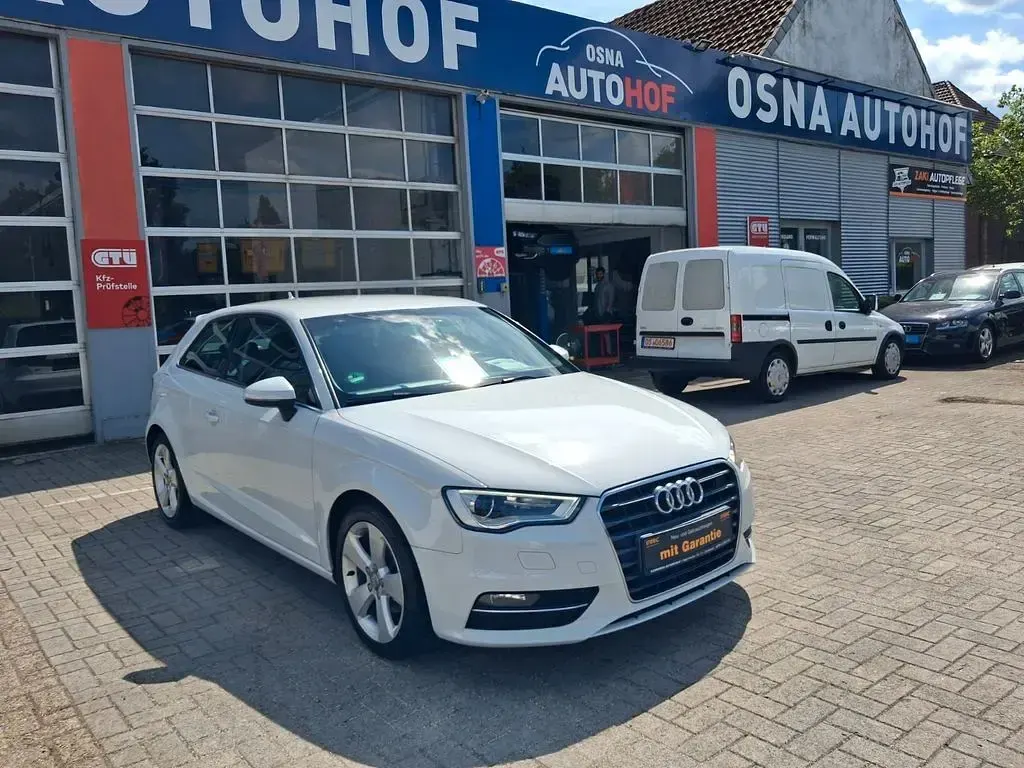 Gebraucht Audi A3 Ambition 150 PS (110 kW) 2013 Weiß Limousine