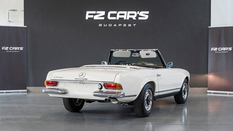 Gebraucht Mercedes 230 150 PS (110 kW) 1965 Weiß Cabrio