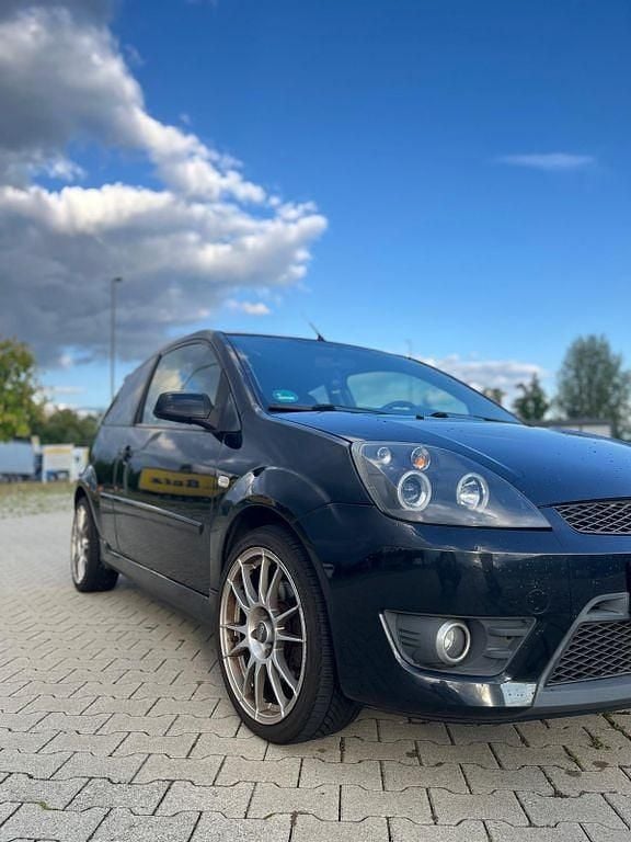 Gebraucht Ford Fiesta ST 150 PS (110 kW) 2006 Schwarz Kleinwagen