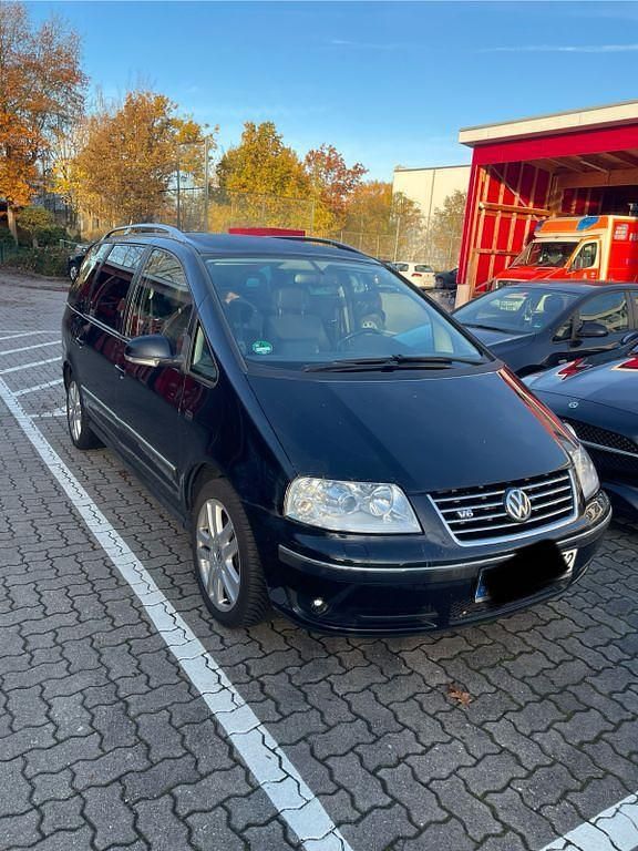 Schwarz Gebraucht 2007 VW Sharan Highline Van / Kleinbus | 4.600 € (Fairer Preis) - Bild 1/4
