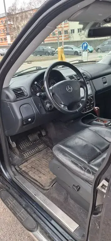 Gebraucht Mercedes ML430 272 PS (200 kW) 2000 Schwarz SUV