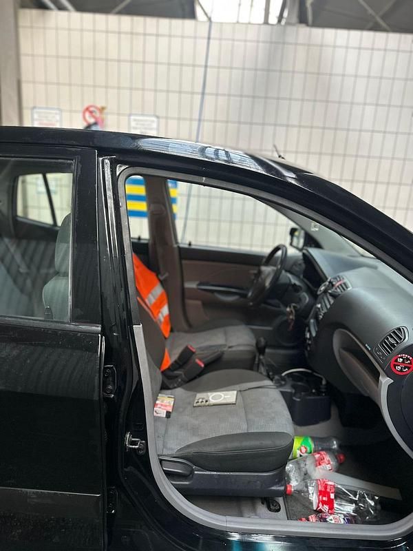 Gebraucht Kia Picanto 65 PS (47 kW) 2005 Schwarz Kleinwagen