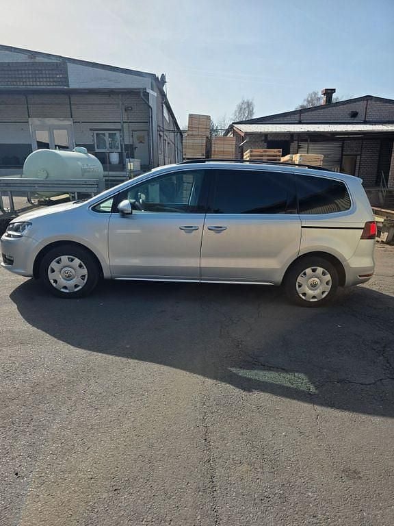 Gebraucht VW Sharan Beach 150 PS (110 kW) 2015 Silber Van / Kleinbus