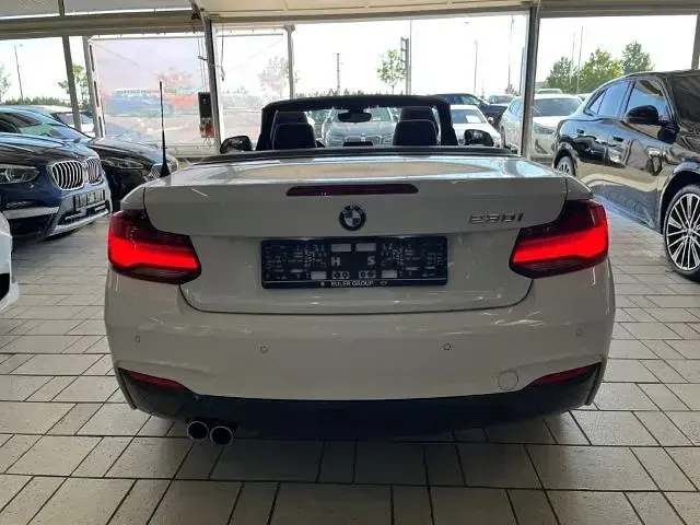 Gebraucht BMW 230 M Sport 252 PS (185 kW) 2021 Weiss Cabrio