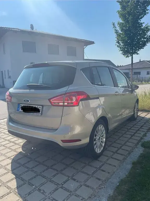 Gebraucht Ford B-MAX Titanium 105 PS (77 kW) 2012 Van / Kleinbus