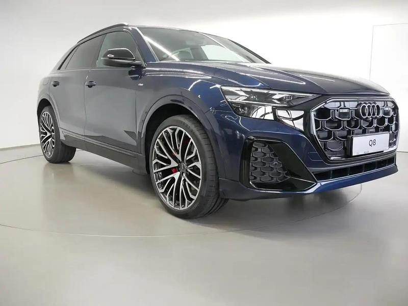 Neu Audi Q8 Ambiente 286 PS (210 kW) 2025 Waitomoblau metallic SUV
