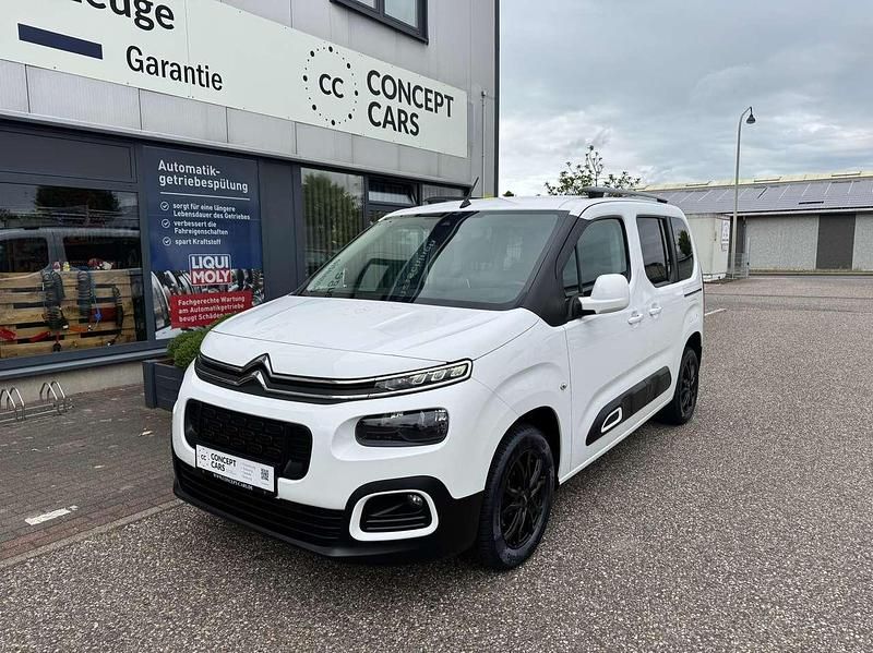 Weiß Gebraucht 2020 Citroën Berlingo Start Van / Kleinbus | 14.290 € (Etwas zu teuer) - Bild 1/4