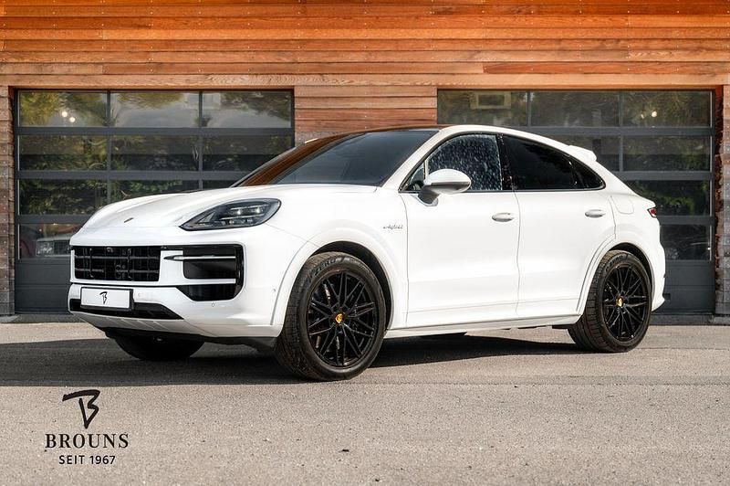 Gebraucht Porsche Cayenne S 519 PS (381 kW) 2024 Weiß SUV