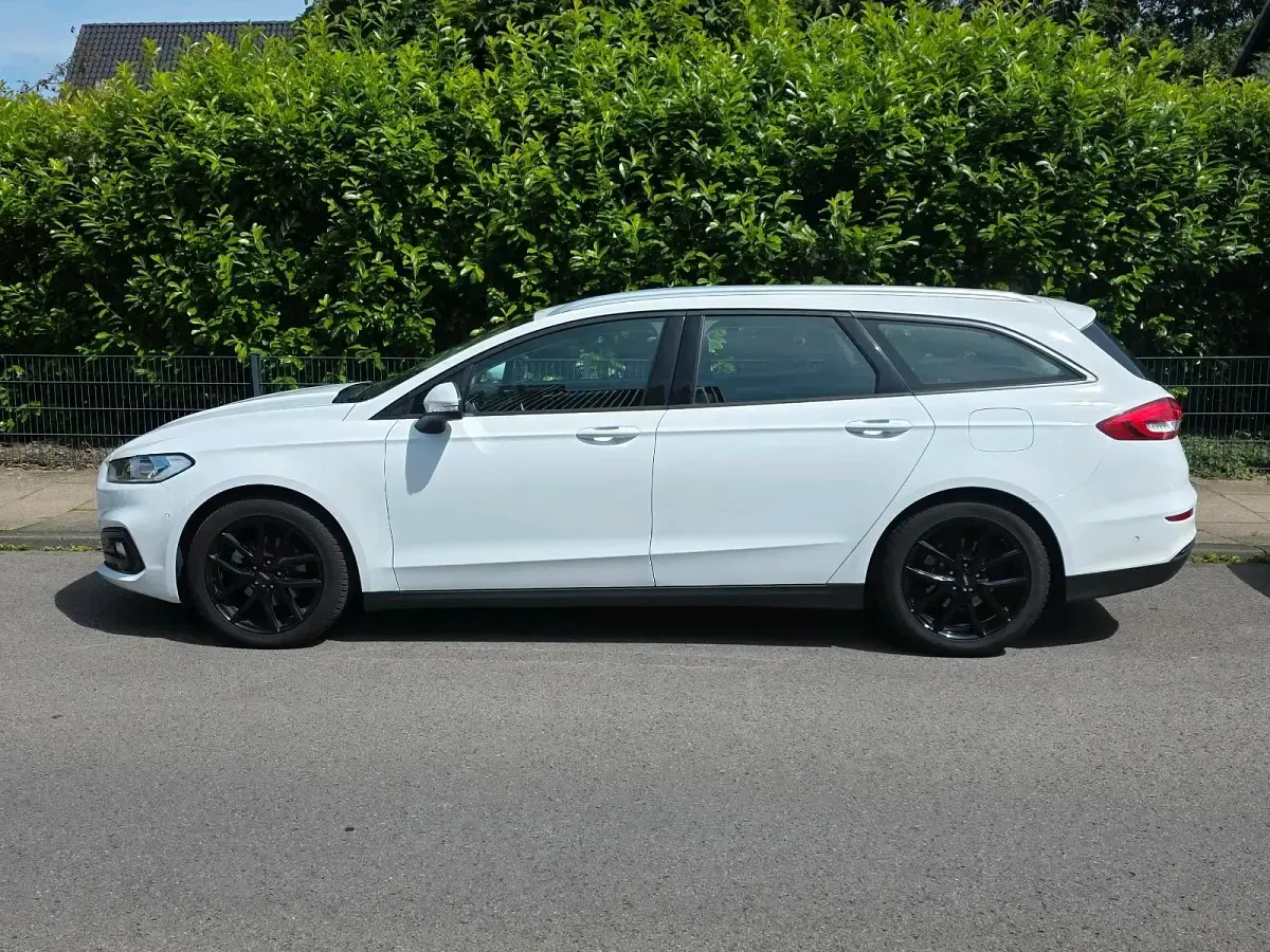 Gebraucht Ford Mondeo Business Edition 150 PS (110 kW) 2019 Weiß Kombi