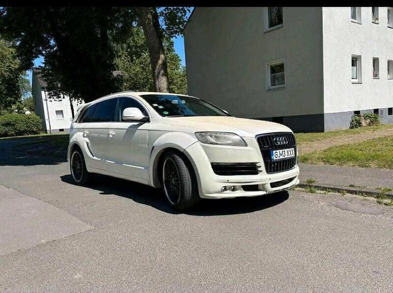 Weiß Gebraucht 2008 Audi Q7 S-Line SUV | 8.500 € (Guter Preis) - Bild 1/4