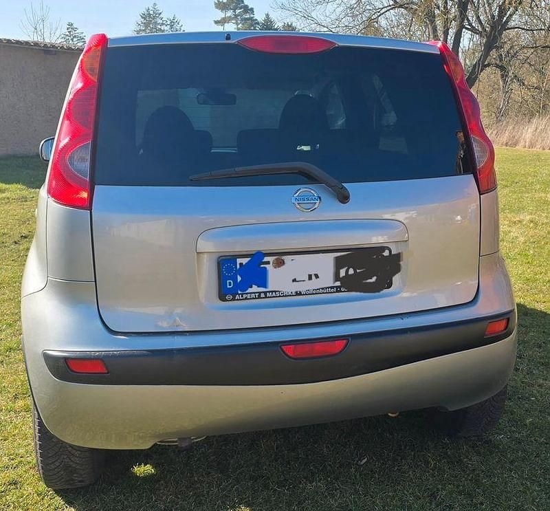 Gebraucht Nissan Note Acenta 88 PS (64 kW) 2006 Silber Kleinwagen