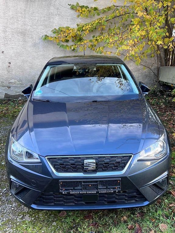 Grau Gebraucht 2019 Seat Ibiza Kleinwagen | 11.500 € (Fairer Preis) - Bild 1/4