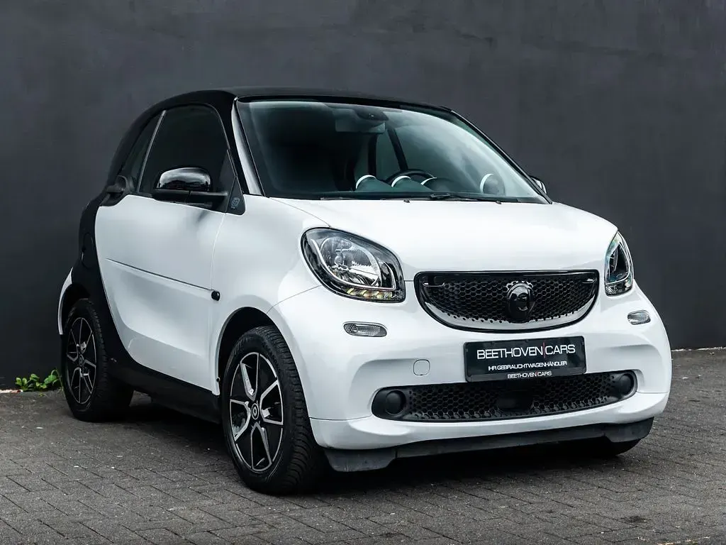 Gebraucht Smart ForTwo Electric Drive 60 kW (82 PS) 2019 Schwarz Coupé