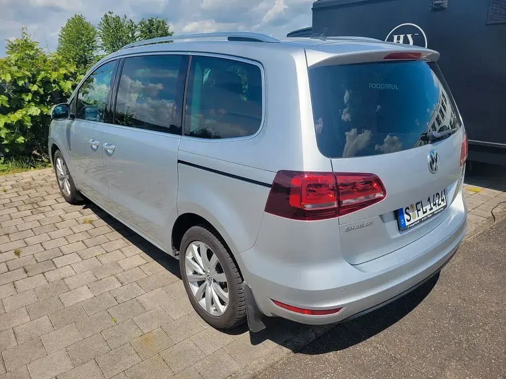 Gebraucht VW Sharan 184 PS (135 kW) 2016 Grau Van / Kleinbus