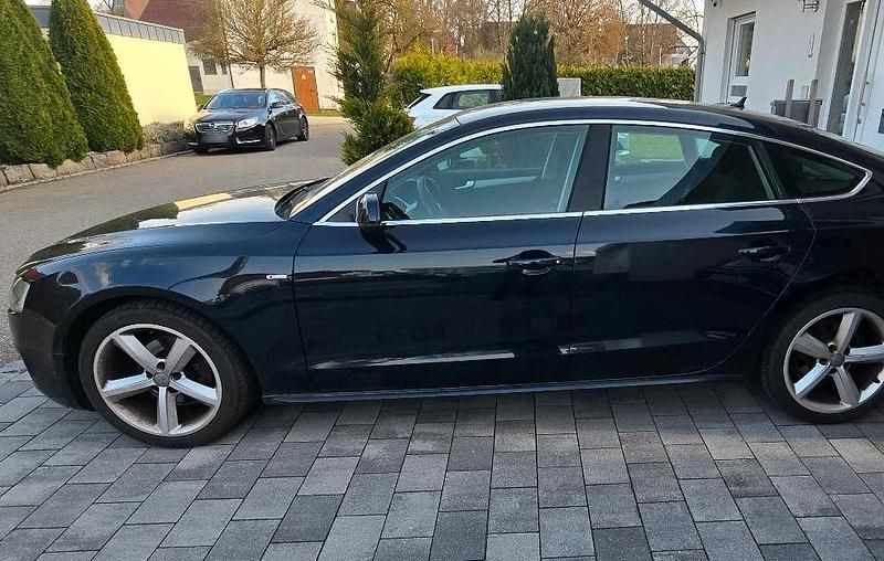 Gebraucht Audi A5 S-Line 211 PS (155 kW) 2011 Blau Coupé