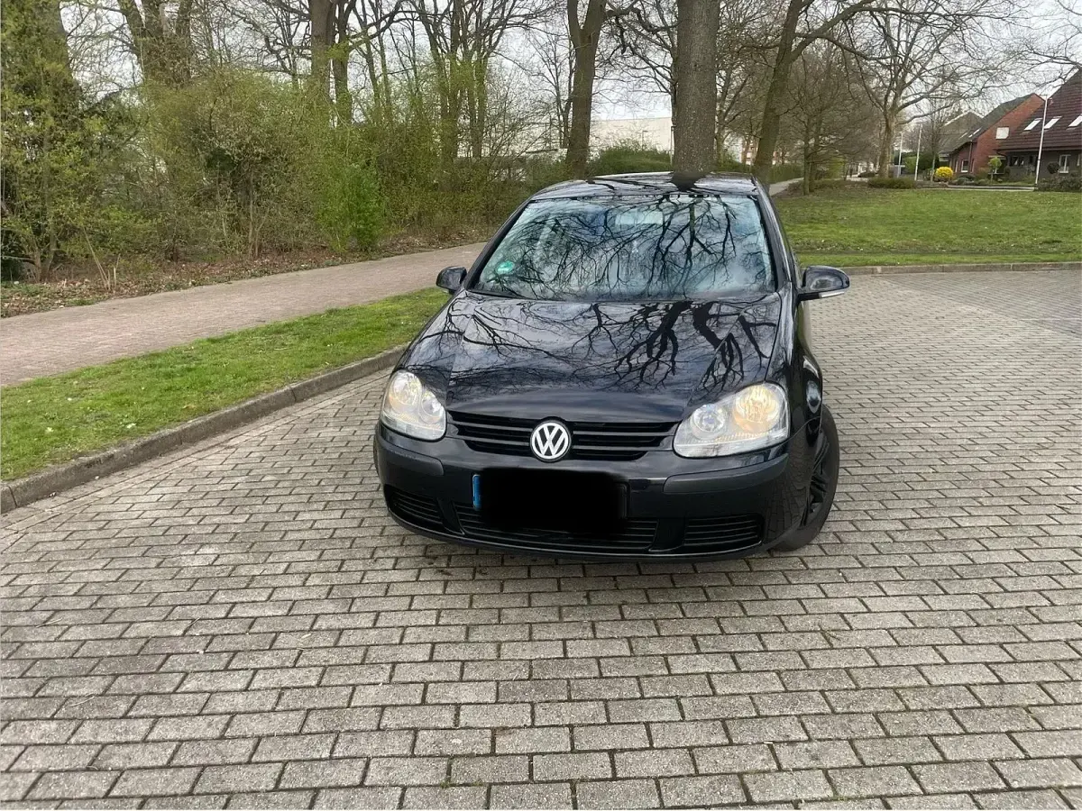 Gebraucht VW Golf V 75 PS (55 kW) 2003 Schwarz Kleinwagen