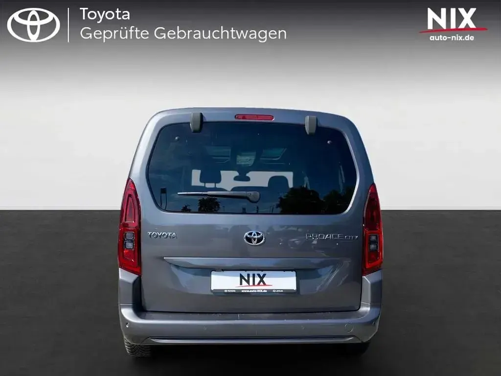 Gebraucht Toyota Proace Verso City 131 PS (96 kW) 2020 Basaltgrau Kombi