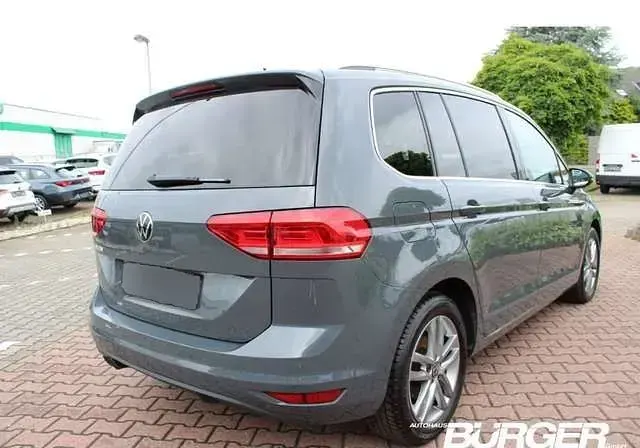 Usata VW Touran Highline 150 CV (110 kW) 2021 Grigio Monovolume