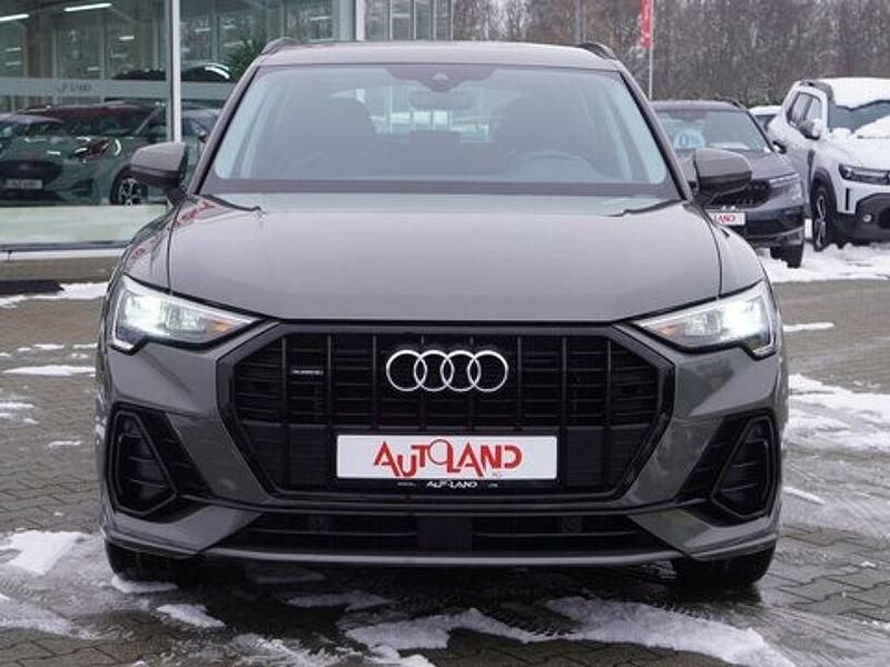 Gebraucht Audi Q3 S-Line 190 PS (139 kW) 2019 Chronosgrau metallic SUV