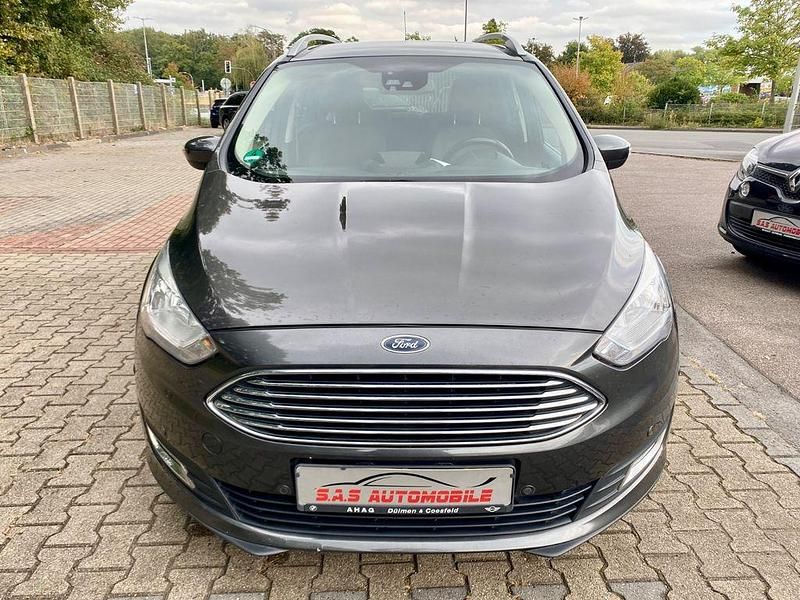 Gebraucht Ford Grand C-Max Titanium 125 PS (91 kW) 2018 Magnetic Van / Kleinbus