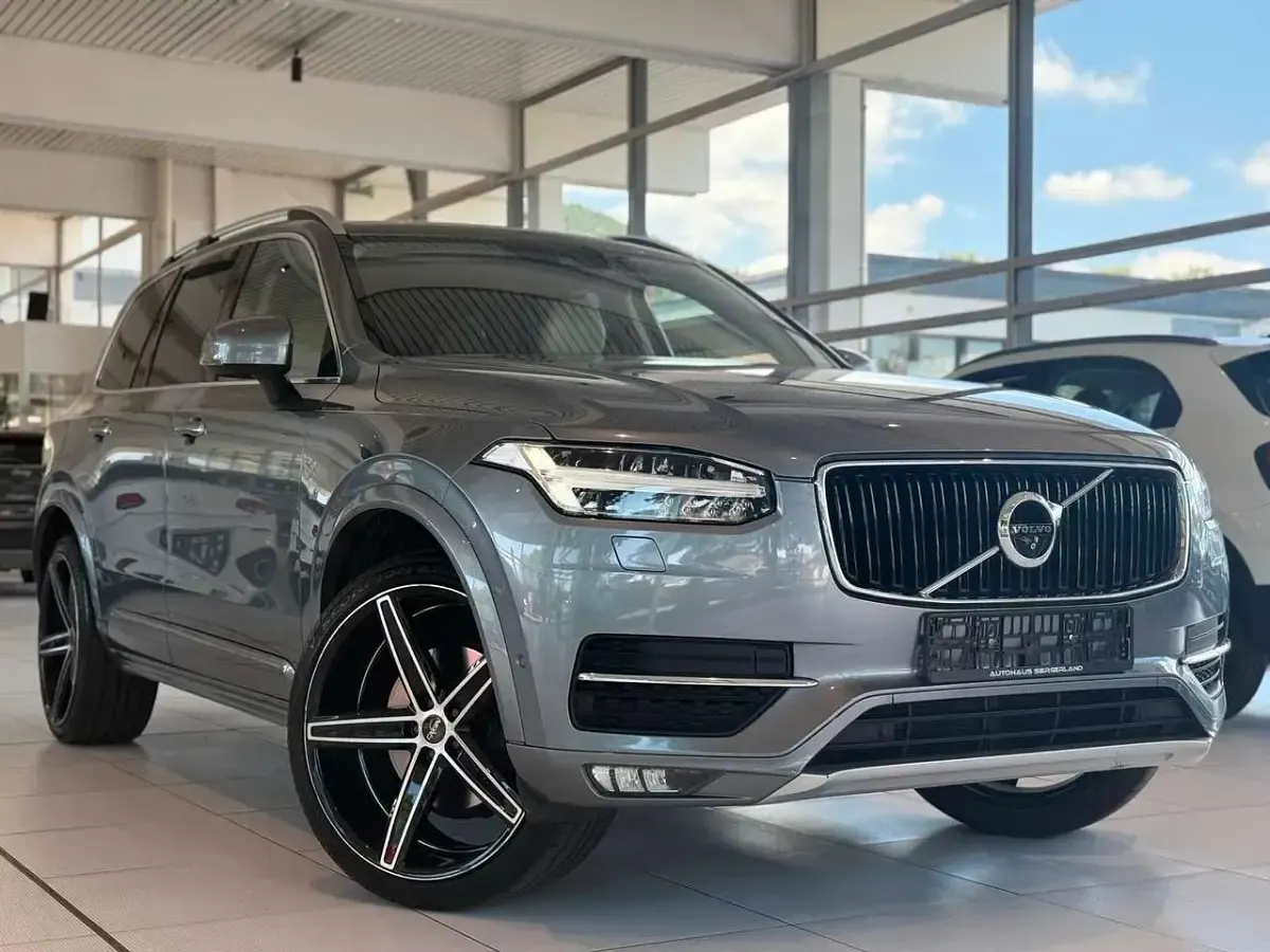 Gebraucht Volvo XC90 Momentum 224 PS (164 kW) 2015 Osmium grey SUV