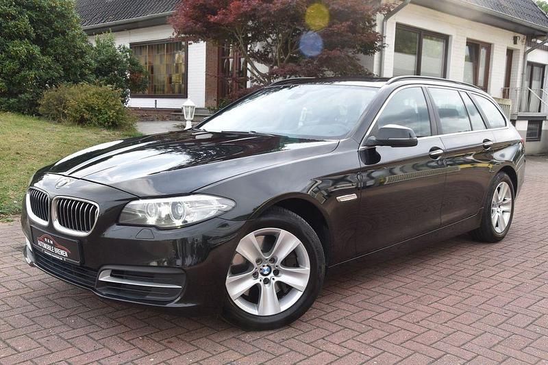 Schwarz Gebraucht 2015 BMW 530 Comfort Edition Kombi | 9.299 € (Guter Preis) - Bild 1/4