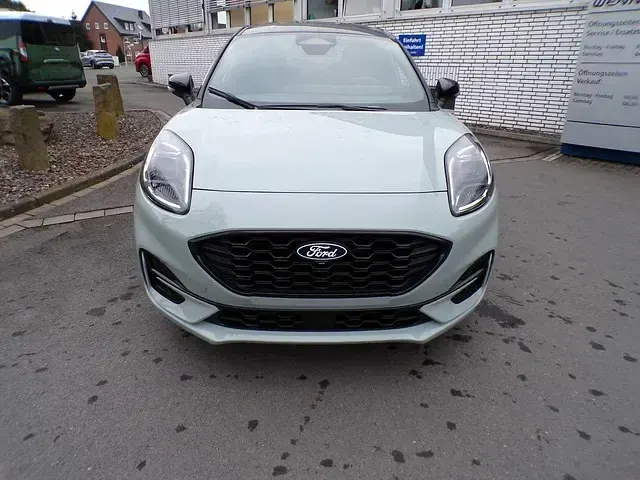 Gebraucht Ford Puma ST-Line 125 PS (91 kW) 2025 Grau SUV
