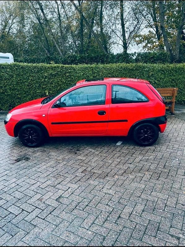 Gebraucht Opel Corsa 75 PS (55 kW) 2001 Rot Kleinwagen