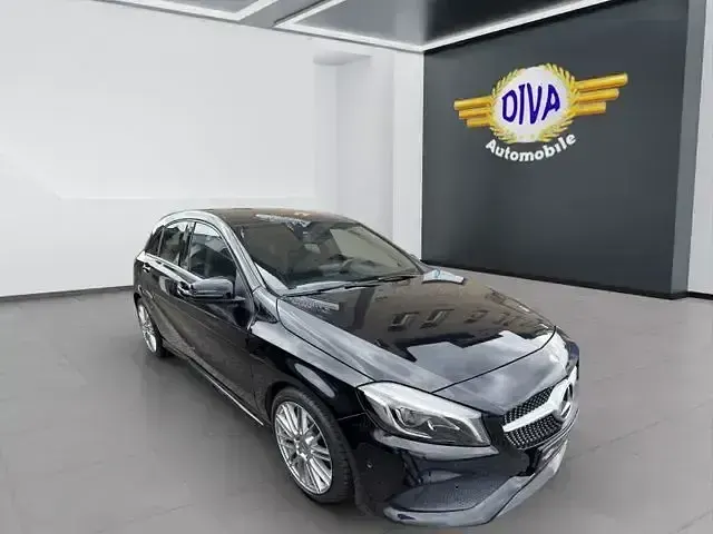 Gebraucht Mercedes A200 AMG line 156 PS (114 kW) 2016 Schwarz Limousine