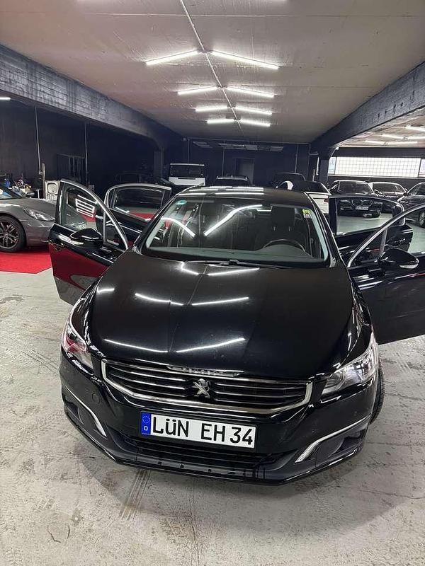 Gebraucht Peugeot 508 SW Active 165 PS (121 kW) 2017 Kombi