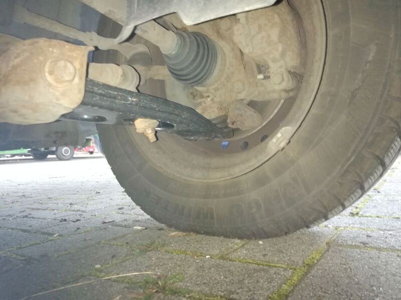 Gebraucht Daihatsu Trevis 58 PS (42 kW) 2009 Rot Kleinwagen