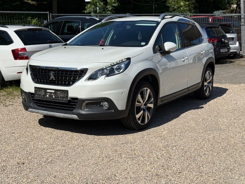 Weiß Gebraucht 2016 Peugeot 2008 Allure SUV | 8.800 € (Guter Preis) - Bild 1/4