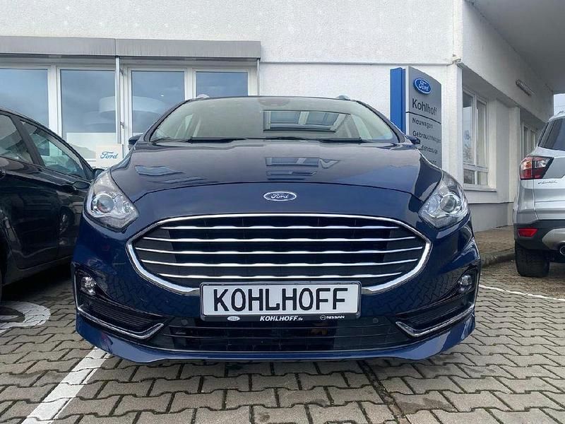Gebraucht Ford S-MAX Titanium 190 PS (139 kW) 2023 Blau Van / Kleinbus