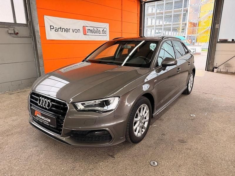 Second-hand Audi A3 S-Line 150 CP (110 kW) 2015 Gri Berlinǎ