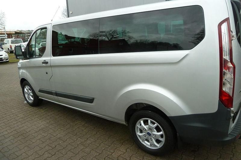Gebraucht Ford Transit Trend 125 PS (91 kW) 2014 Silber Kombi