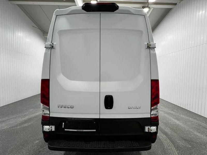 Gebraucht Iveco Daily 156 PS (114 kW) 2023 Bianco ic 194 Van
