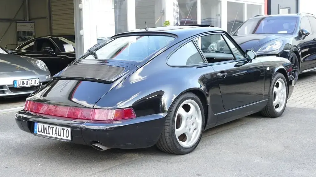 Gebraucht Porsche 911 Carrera 2 250 PS (183 kW) 1990 Schwarz Coupé