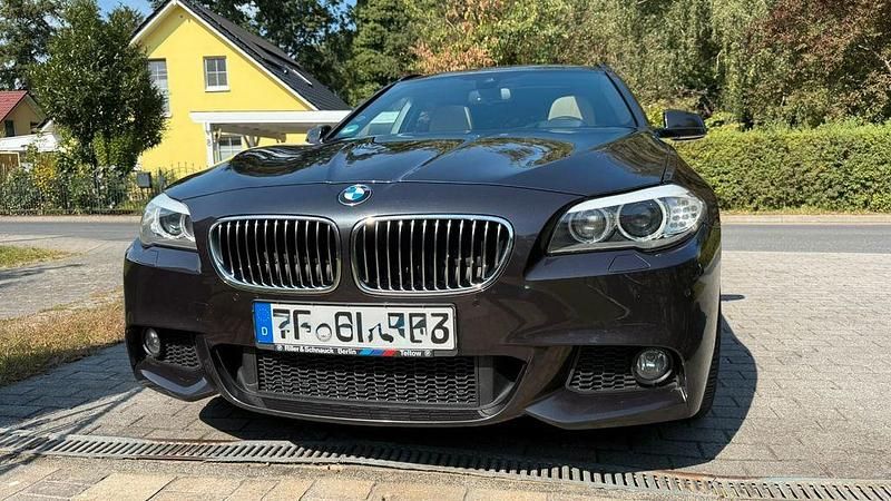 Schwarz Gebraucht 2013 BMW 530 M Sport Kombi | 18.500 € (Fairer Preis) - Bild 1/4