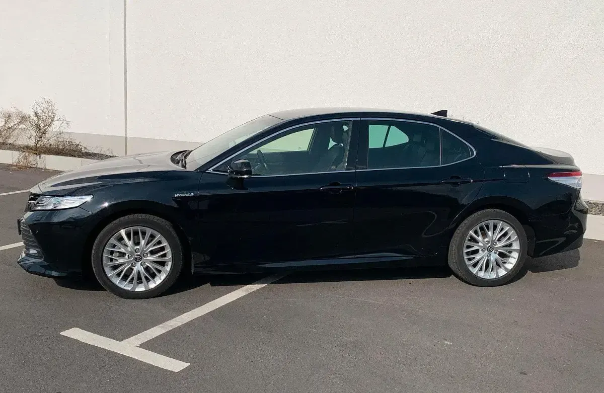 Gebraucht Toyota Camry Hybrid Executive 194 PS (142 kW) 2019 Schwarz Limousine