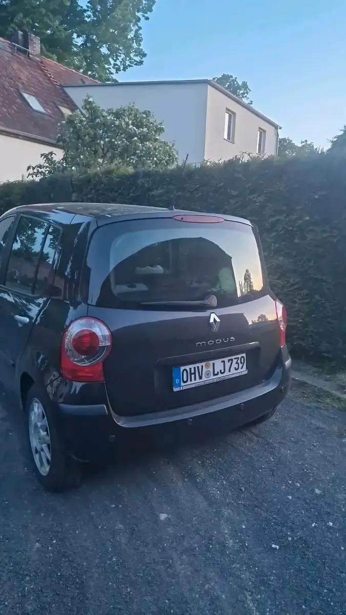 Gebraucht Renault Modus 75 PS (55 kW) 2007 Schwarz Van / Kleinbus