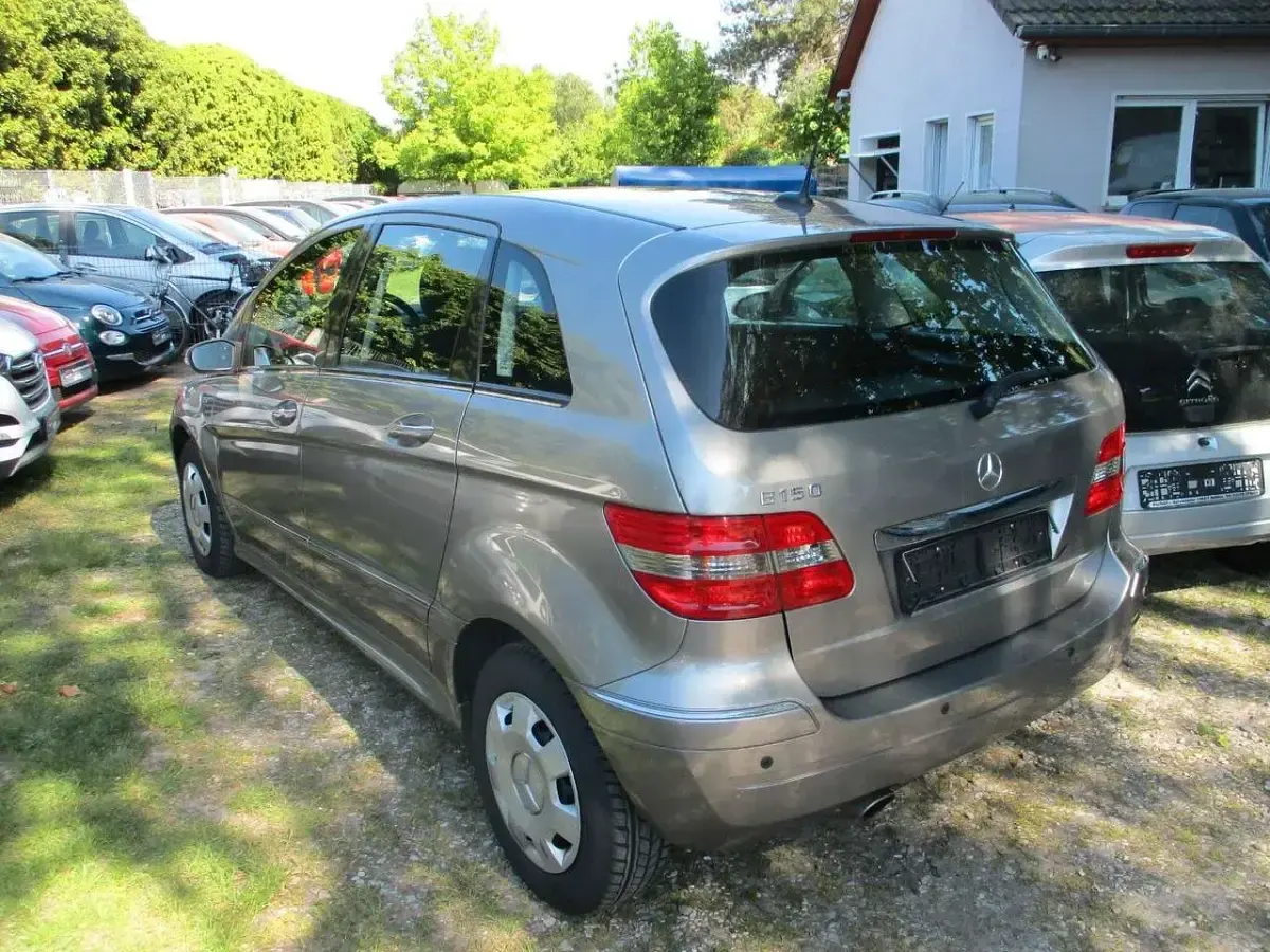 Gebraucht Mercedes B150 95 PS (69 kW) 2007 Kometgrau  metalliclack (metallic) Van / Kleinbus
