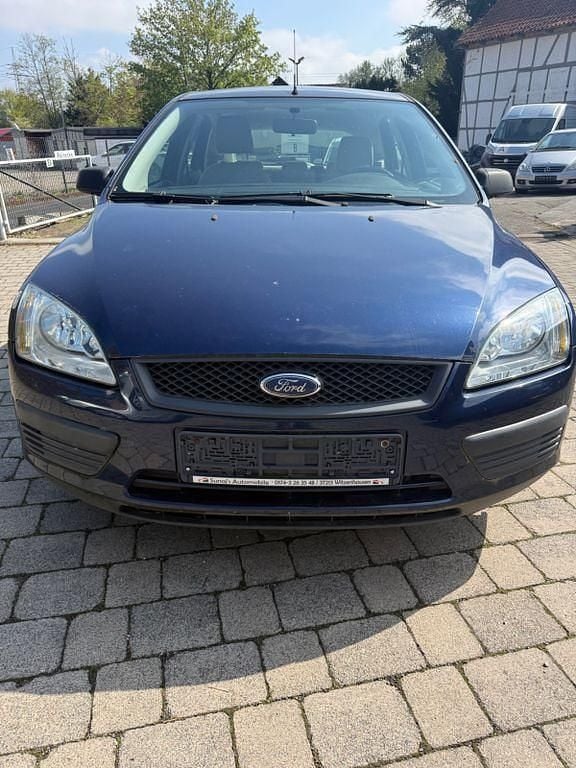 Gebraucht Ford Focus Trend 80 PS (58 kW) 2005 Blau Limousine