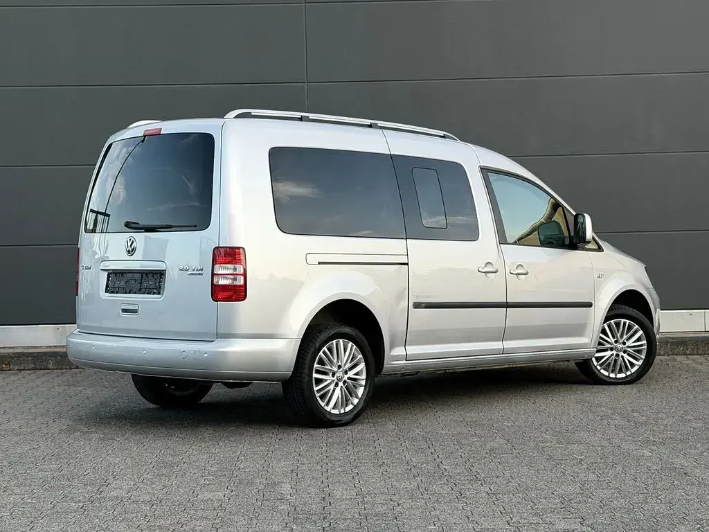 Gebraucht VW Caddy Maxi 110 PS (80 kW) 2015 Silber Van / Kleinbus